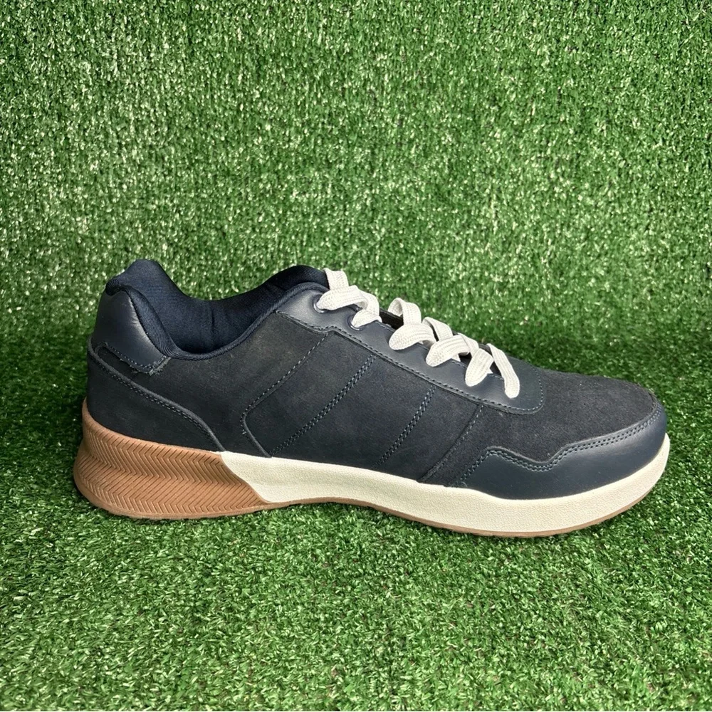 NEW - Lands' End Men's Errand Runner Leather Lace-Up Active Sneakers Size‎ 12 D